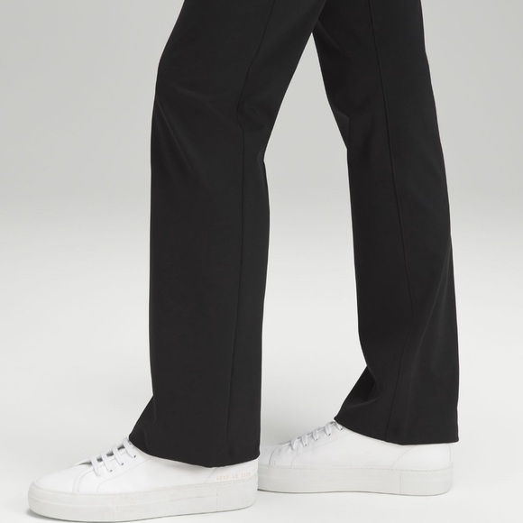 NWT Lululemon Smooth Fit Pull-On High Rise Pant in Black size 8 - Picture 4 of 6